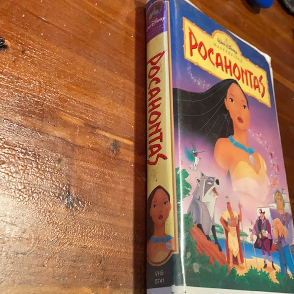 Walt Disney Masterpiece Pocahontas VHS Tape RARE - Picture 2 of 5